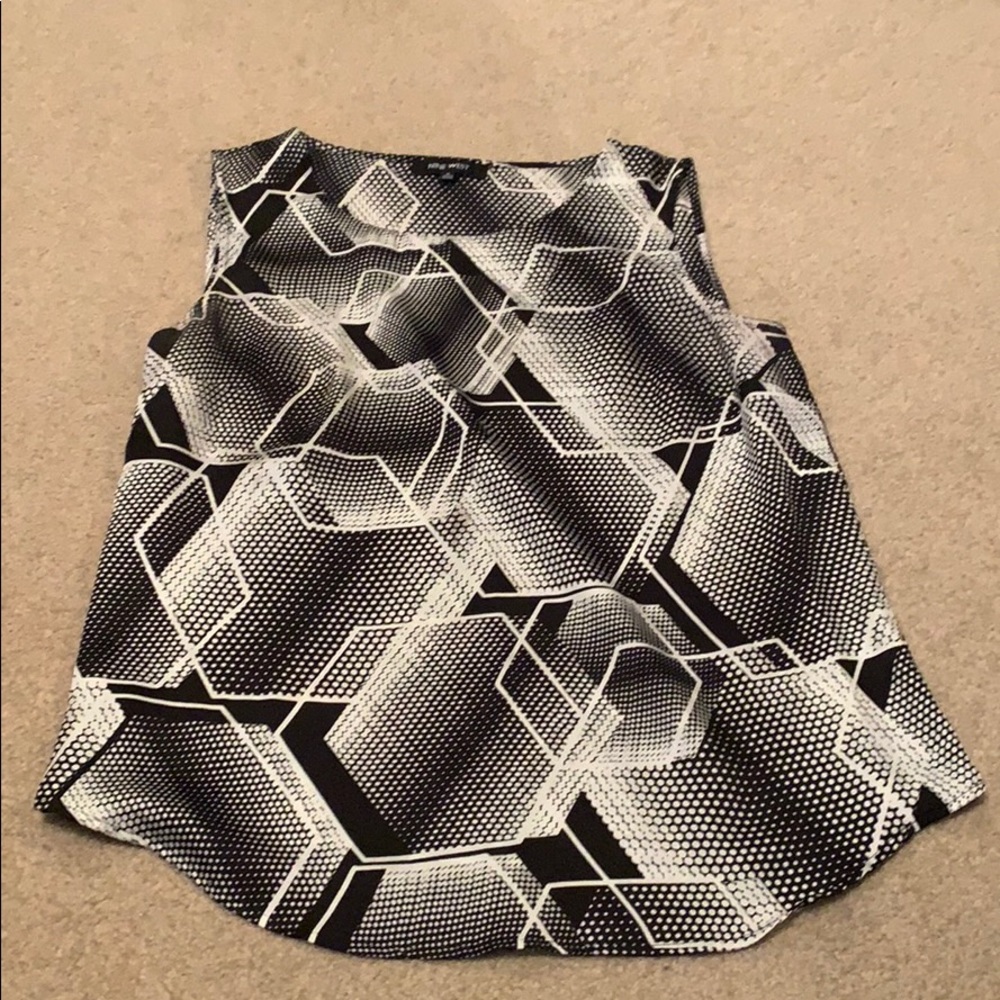Nine West Sleeveless Blouse-Medium
